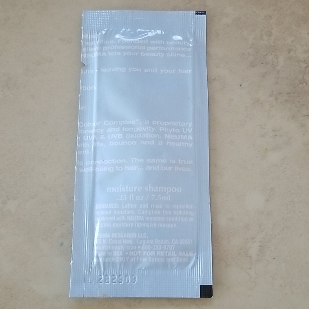 Neuma Moisture Shampoo - Picture 2 of 2